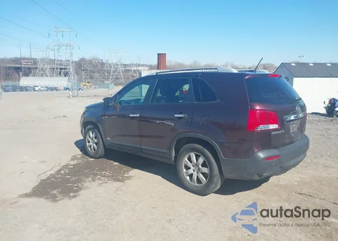 2013 Kia Sorento Lx V6 из США, поврежденный, VIN 5XYKTDA22DG336689